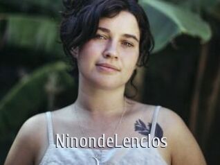 NinondeLenclos Cigare à moustache