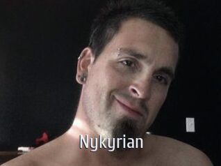 Nykyrian Cigare à moustache