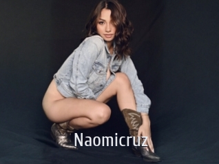 Naomicruz