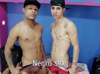 negro_sexy Cigare à moustache