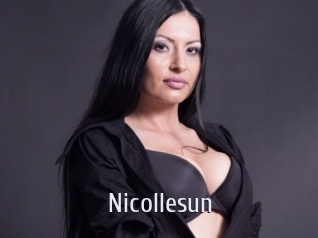 nicollesun Cigare à moustache