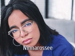 ninnarossee Cigare à moustache