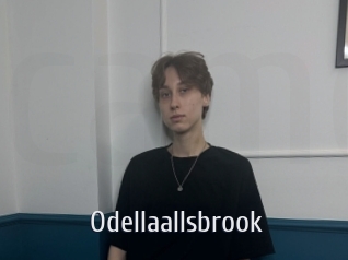 odellaallsbrook Cigare à moustache