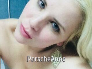 PorscheAnne Cigare à moustache