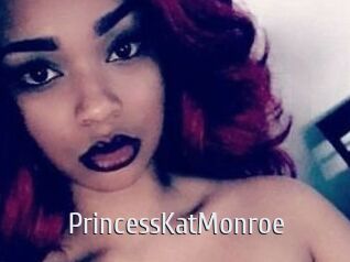 PrincessKatMonroe Cigare à moustache
