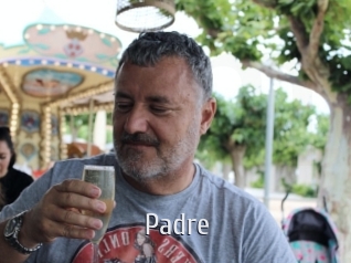 padre Cigare à moustache