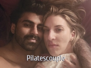 pilatescouple Cigare à moustache