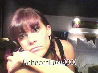 RebeccaLoveXXX Cigare à moustache