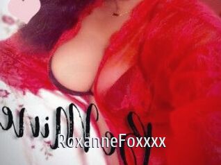 RoxanneFoxxxx Cigare à moustache