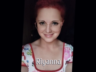 riyanna Cigare à moustache