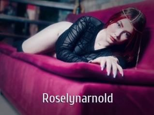 roselynarnold Cigare à moustache
