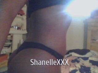 ShanelleXXX Cigare à moustache