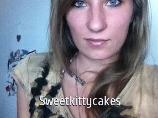 Sweetkittycakes Cigare à moustache
