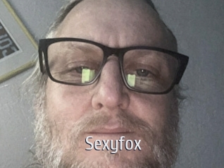sexyfox Cigare à moustache