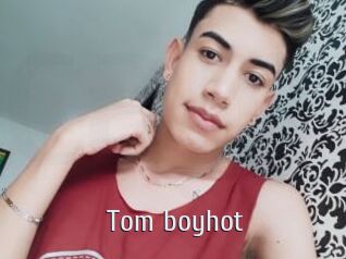 Tom_boyhot