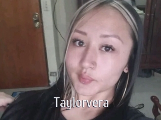 taylorvera Cigare à moustache