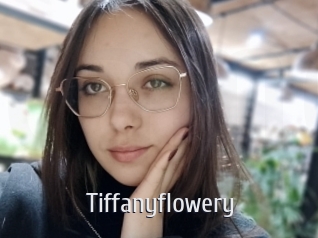 tiffanyflowery Cigare à moustache