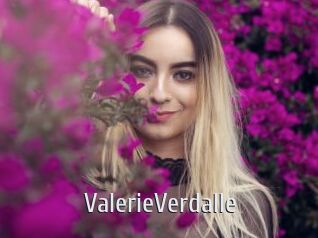 ValerieVerdalle Cigare à moustache