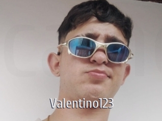 valentino123 Cigare à moustache