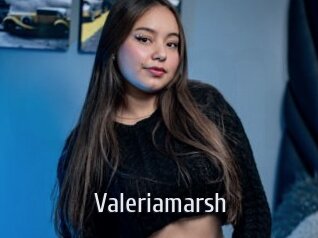 valeriamarsh Cigare à moustache