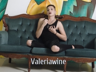 valeriawine Cigare à moustache