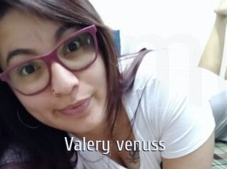 valery_venuss Cigare à moustache