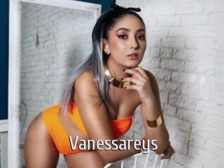 vanessareys Cigare à moustache