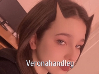 veronahandley Cigare à moustache