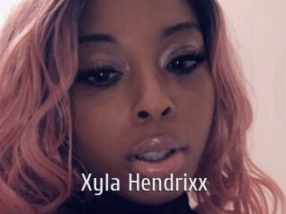 Xyla_Hendrixx Cigare à moustache