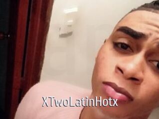 xTwoLatinHotx Cigare à moustache