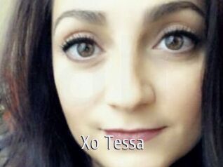 xo_Tessa Cigare à moustache