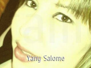 Yany_Salome Cigare à moustache