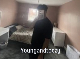 Youngandtoezy